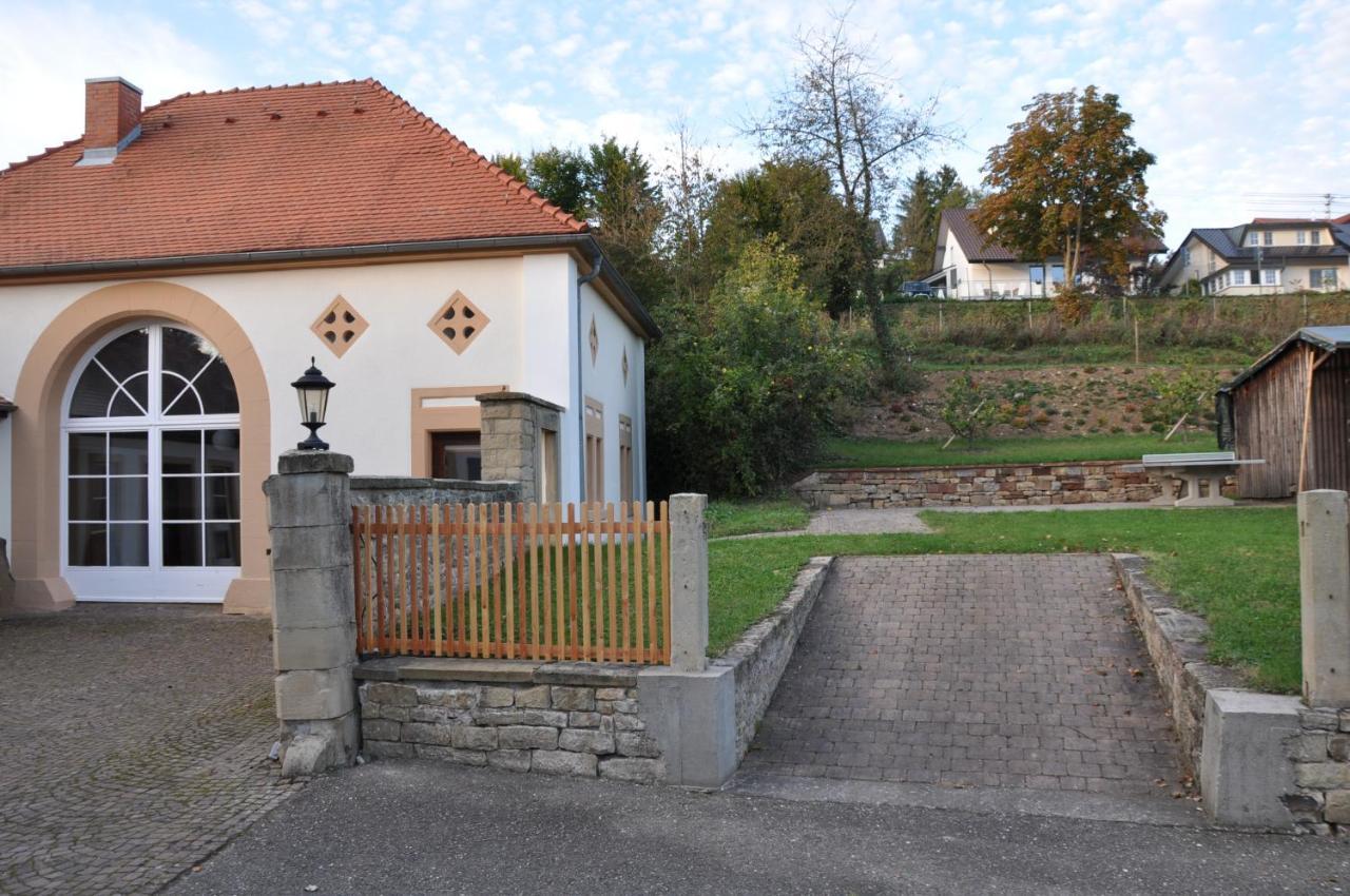 Ferienwohnung Altes Pfarrhaus Bargen 外观 照片