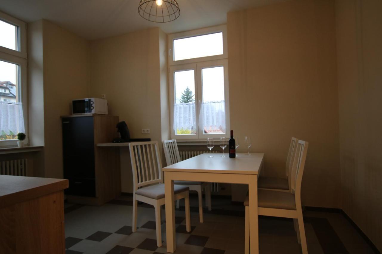 Ferienwohnung Altes Pfarrhaus Bargen 外观 照片